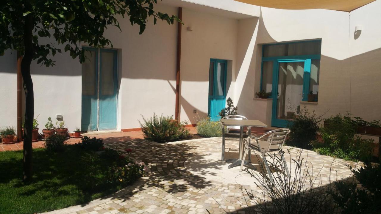 B&B-Le Rondini Монсерато Екстериор снимка